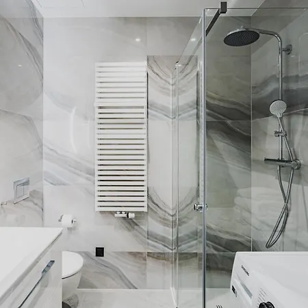 Towarowa Towers Apartamento Varsóvia