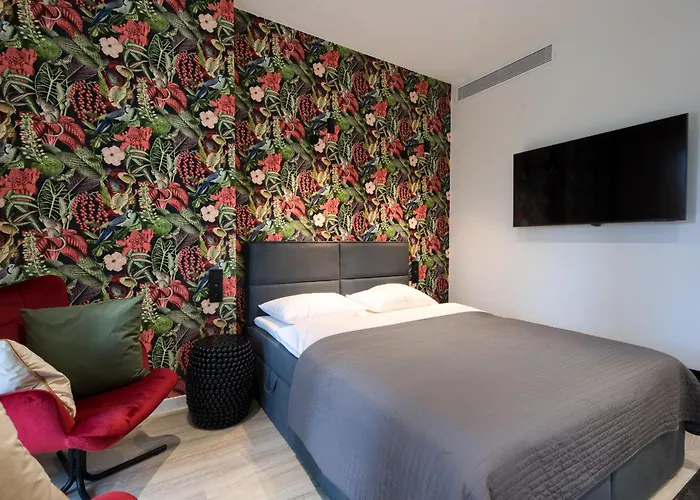 Towarowa Towers Apartment