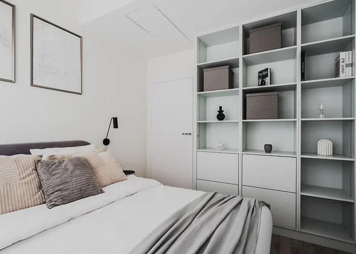 Towarowa Towers 4* Warsaw